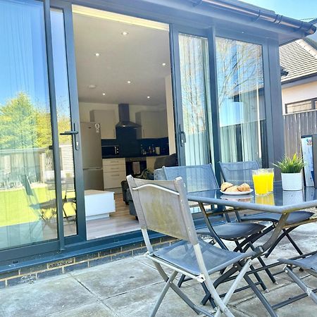Evergreen Lodge - Two Bed Lux Flat - Parking, Garden, Patio, Wifi, Netflix - Close To Blenheim Palace & Oxford - F3 Kidlington Εξωτερικό φωτογραφία